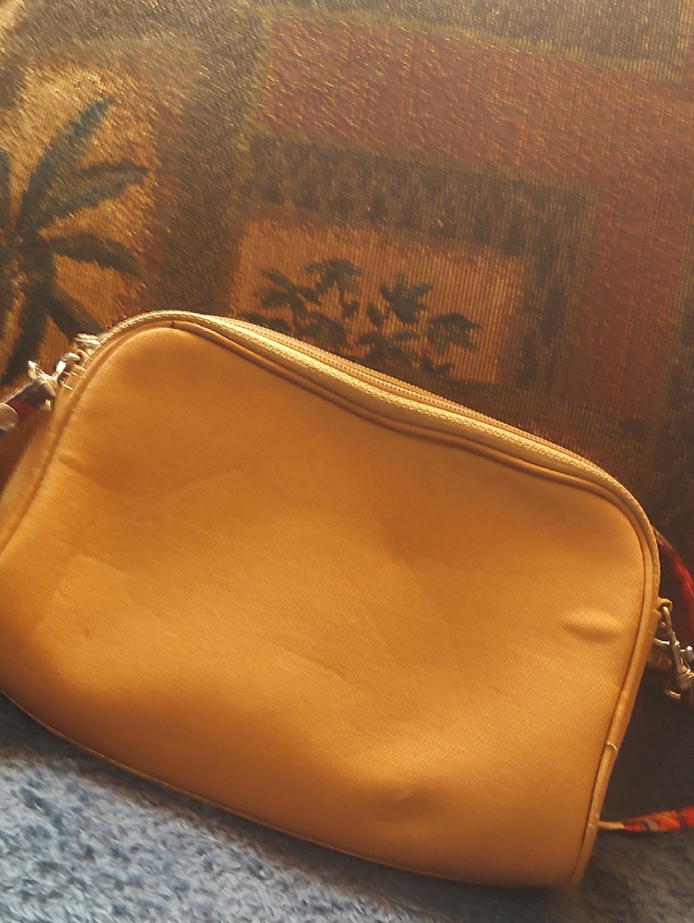 Retro Diner Print Women's Crossbody Bag - Beige/Tan - Picture 6 of 7